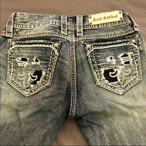 Distressed Ina Capri by Rock Revival - Picture 4 of 5